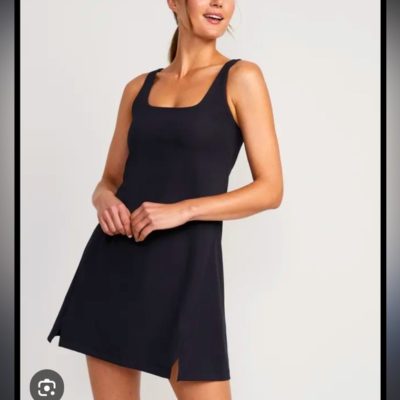 Old Navy Dresses & Skirts - Old Navy Powersoft Square Cut Exercise Dress in black